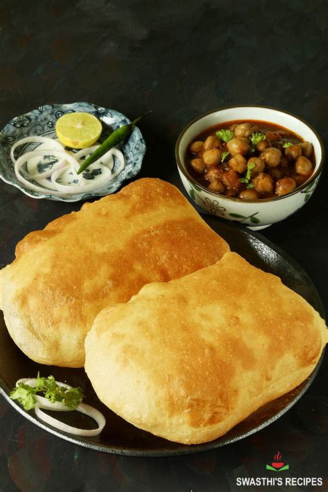 what to eat with bhatura.